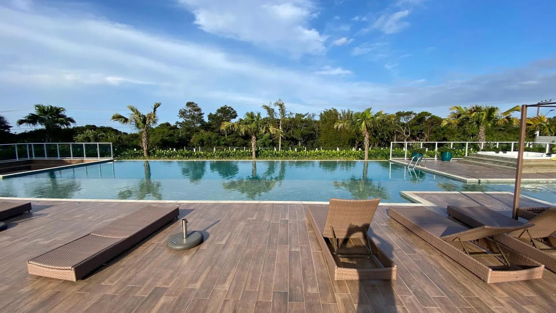 Lindo Apto Em Condo Clube No Campeche フロリアノポリス ブラジル